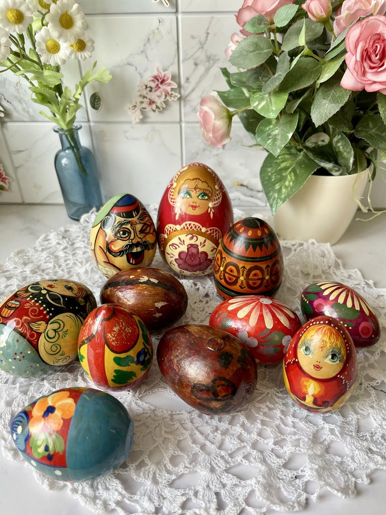 Деревянные коллекционные яйца