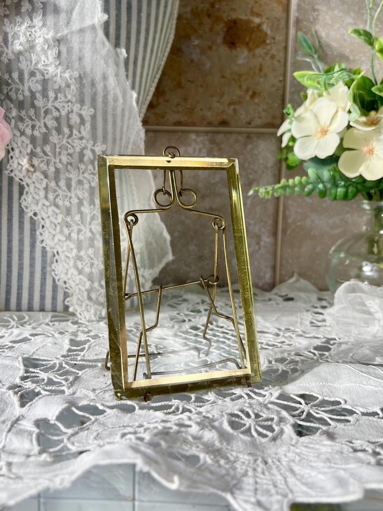 Антикварная рамочка для фотографий