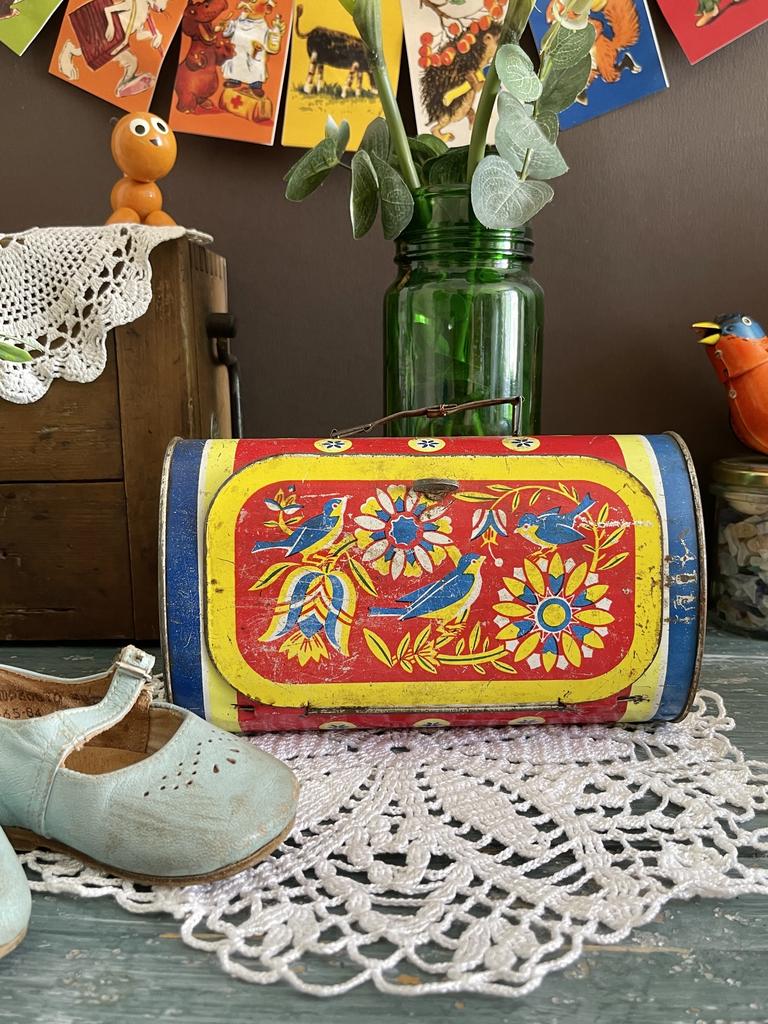 1960 г. Сумочка баул из жести