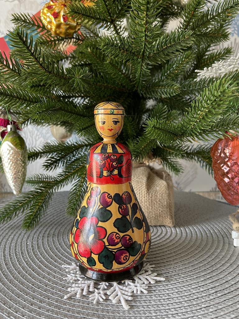 Деревянная кукла укладка с этикеткой ссср