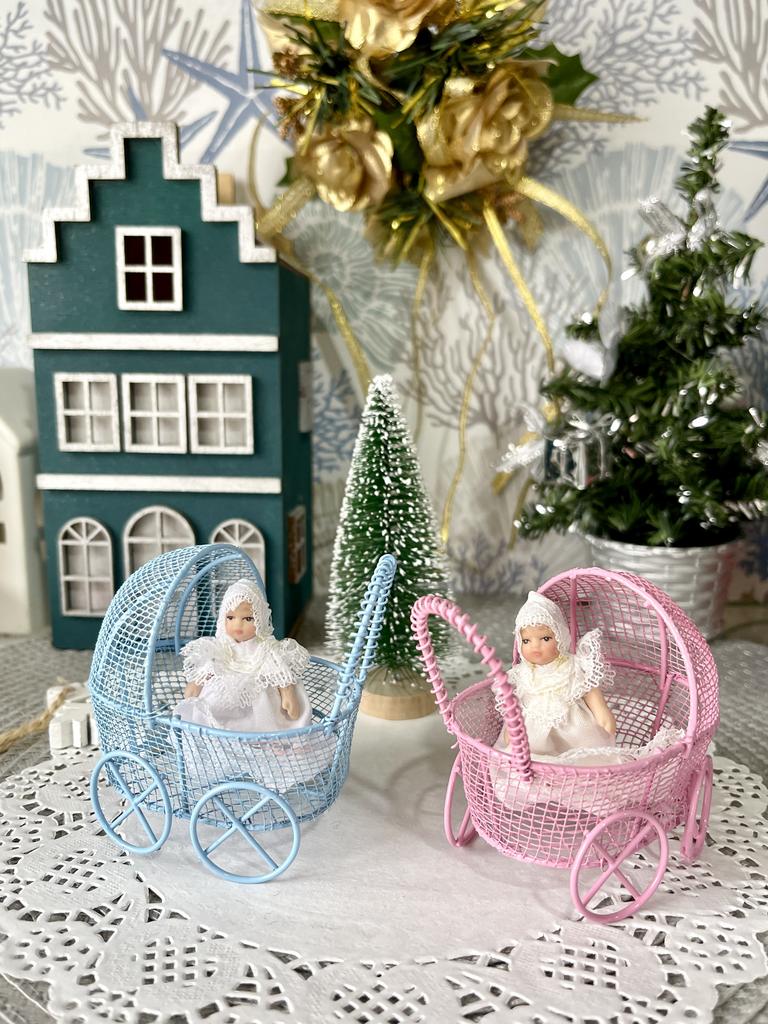 Кукольная коляска для пупсиков