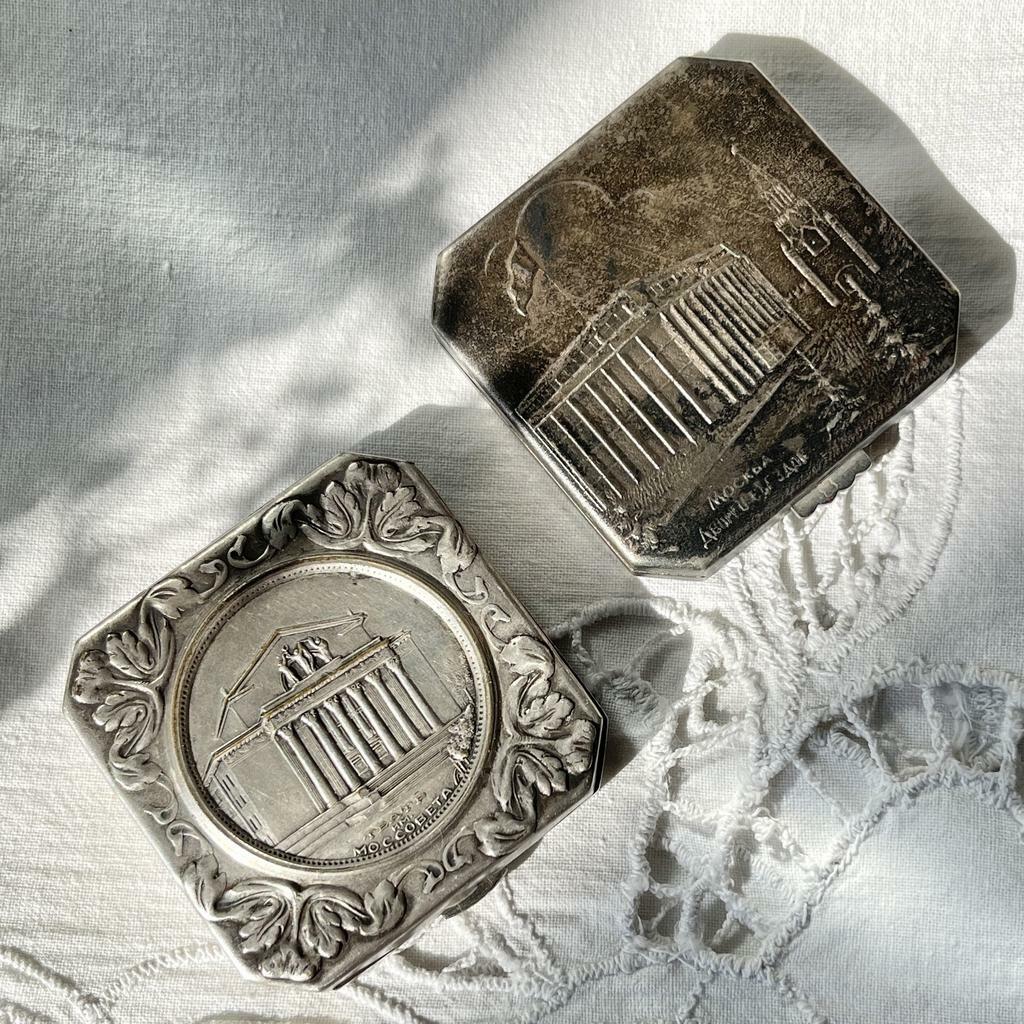 Металлические пудреницы из СССР