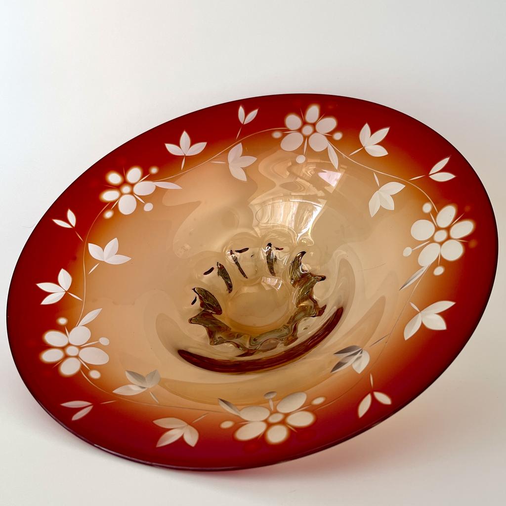 Огромная акцентная круглая ваза