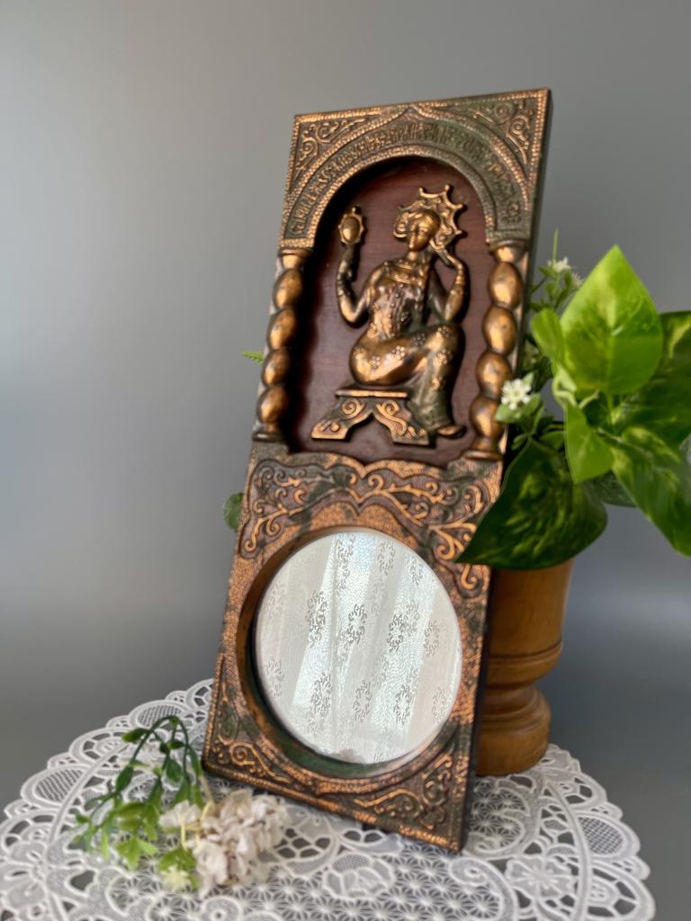 Советское зеркало с медной пластиной