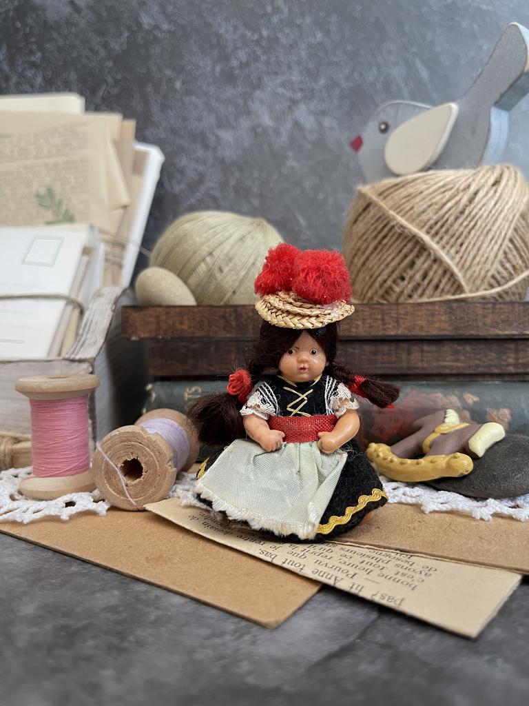 Крошка малышка кукла Hertwig, Германия; 7 см