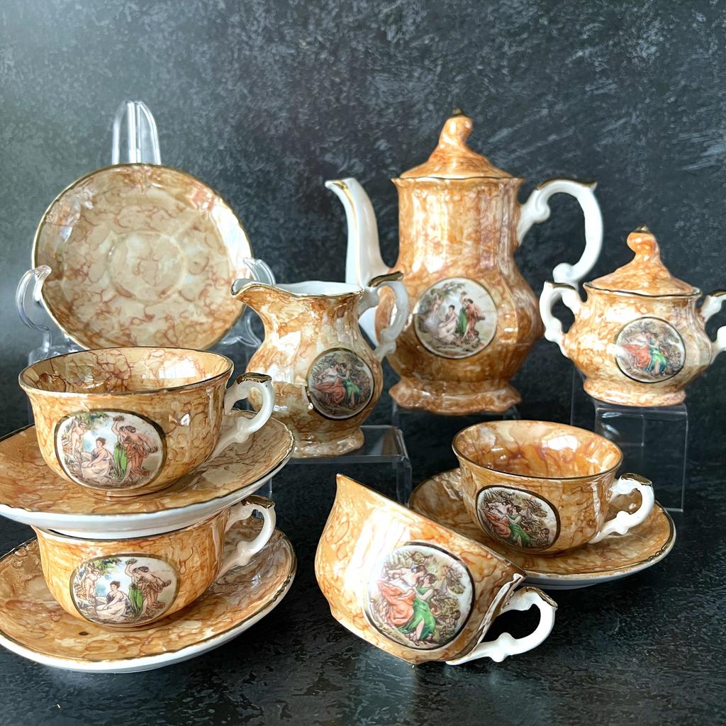 Детский кукольный игрушечный фарфоровый сервиз «Мадонна»