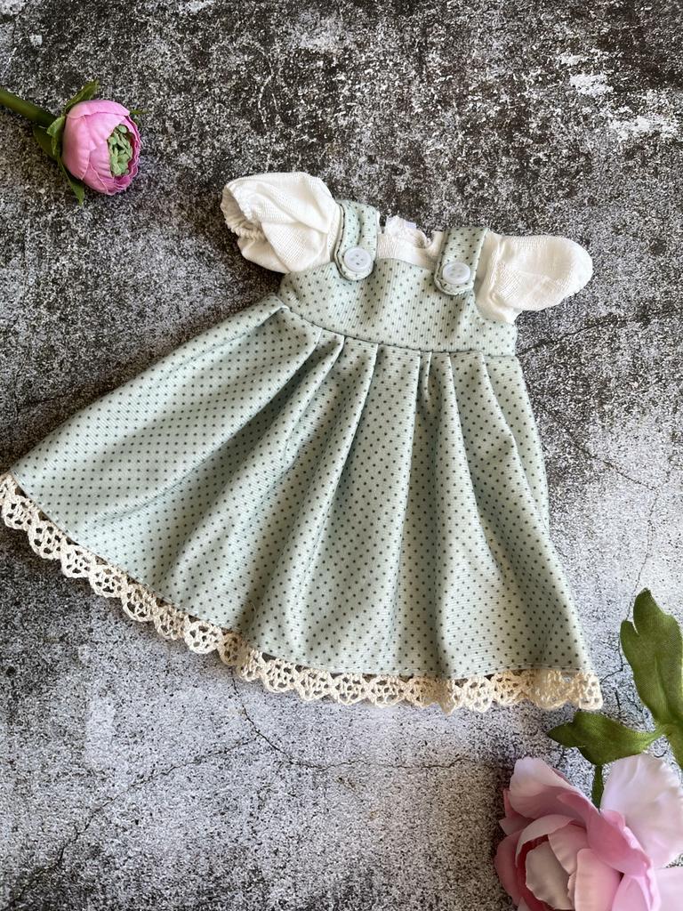 Кукольное платье 1 шт