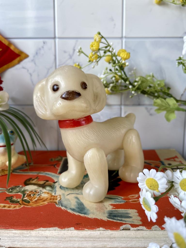 Советская полиэтиленовая игрушка Собачка