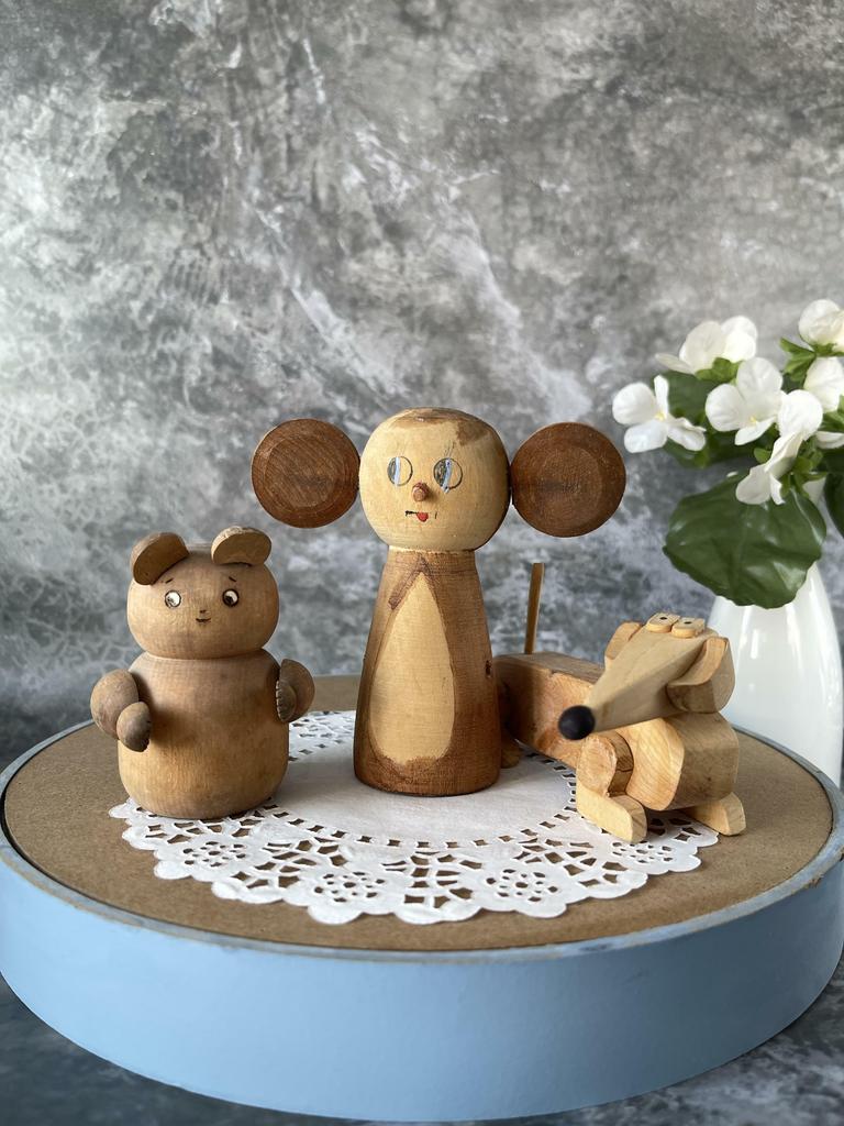 Деревянные игрушки Винни Пух и такса