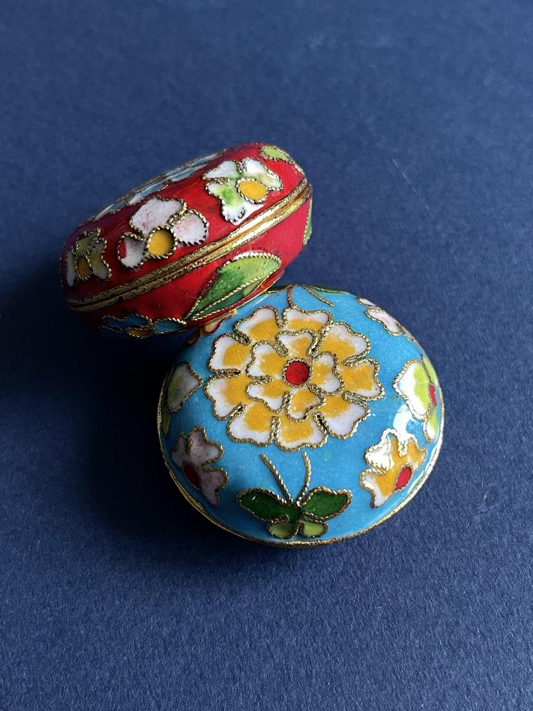 Миниатюрная шкатулочка Клуазоне