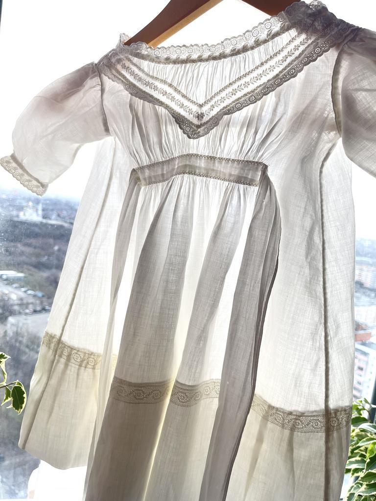Старинное детское батистовое платье с кружевом, Франция 1890-1910 г; подходит для антикварной куклы