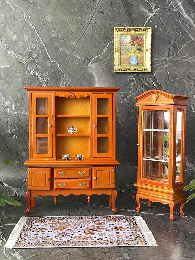 Классический мебельный комплект для кукольного дома