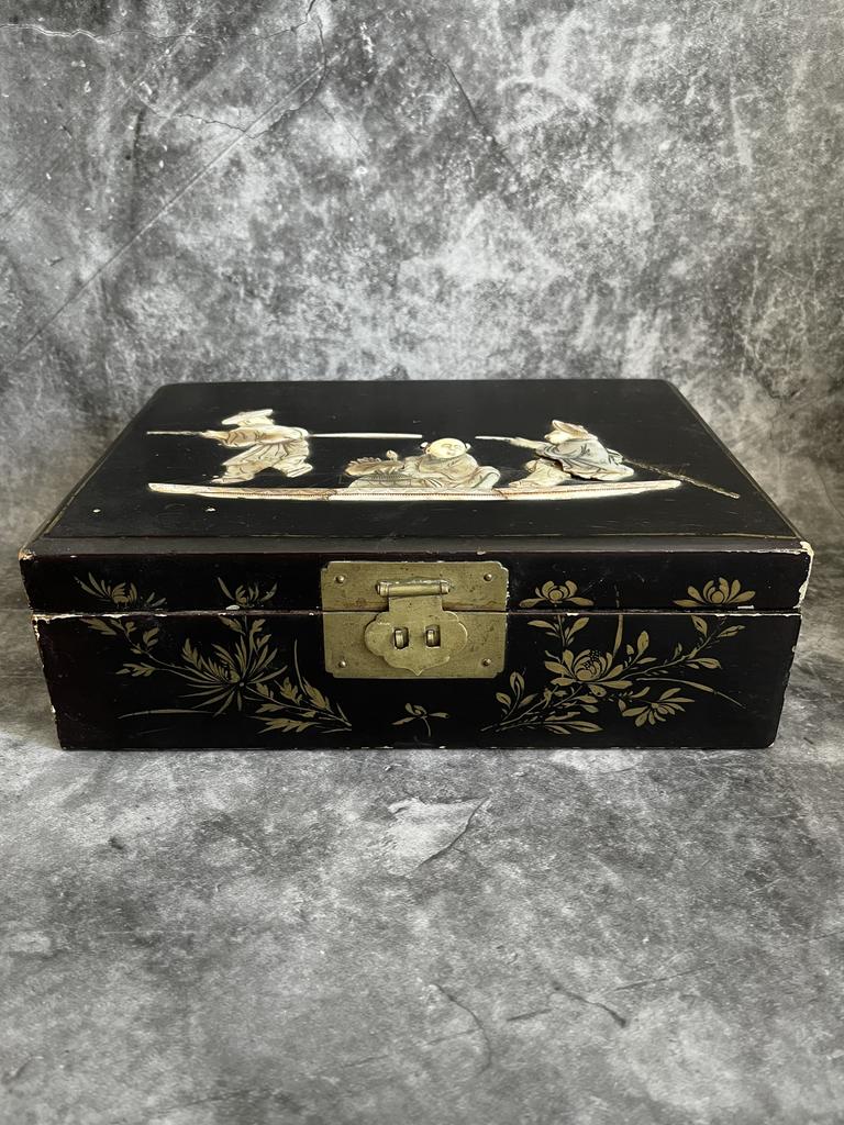 Шкатулка для хранения украшений Китай, 1940-1950-е годы