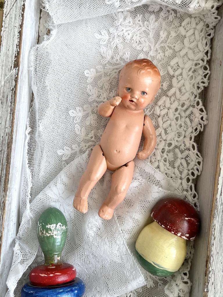 Миниатюрный пупс Hertwig, Германия