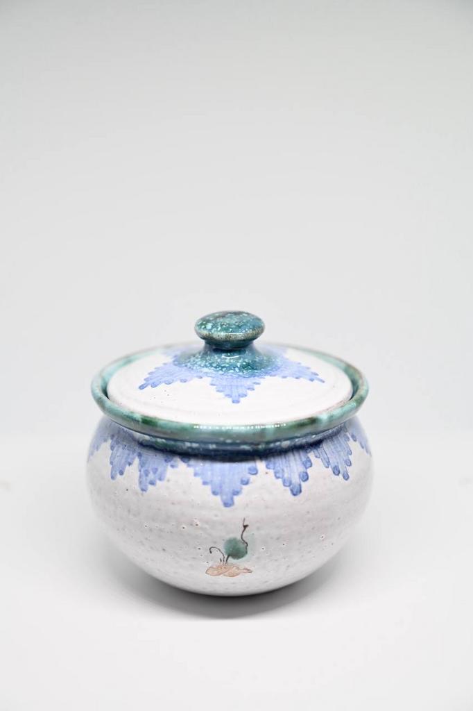 Сахарница с крышкой (майолика)