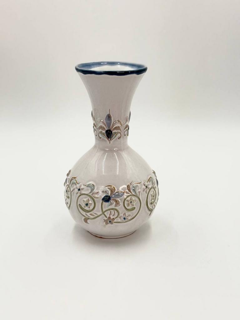 Ваза (майолика) (а)