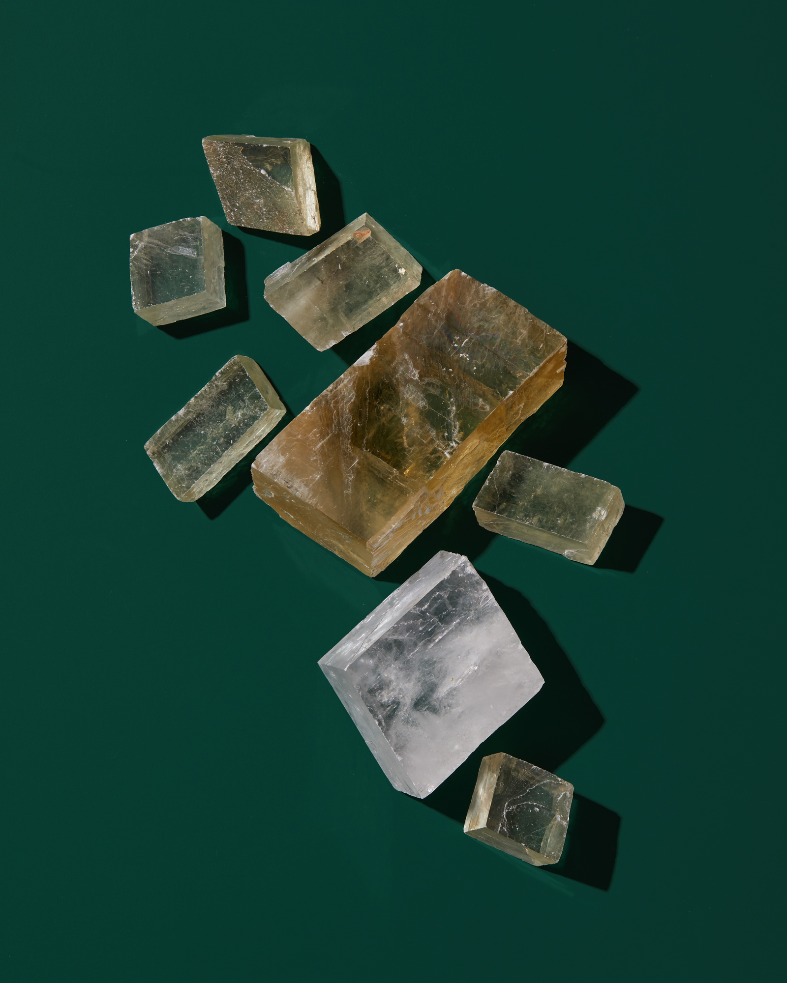 Оптический кальцит (исландский шпат)