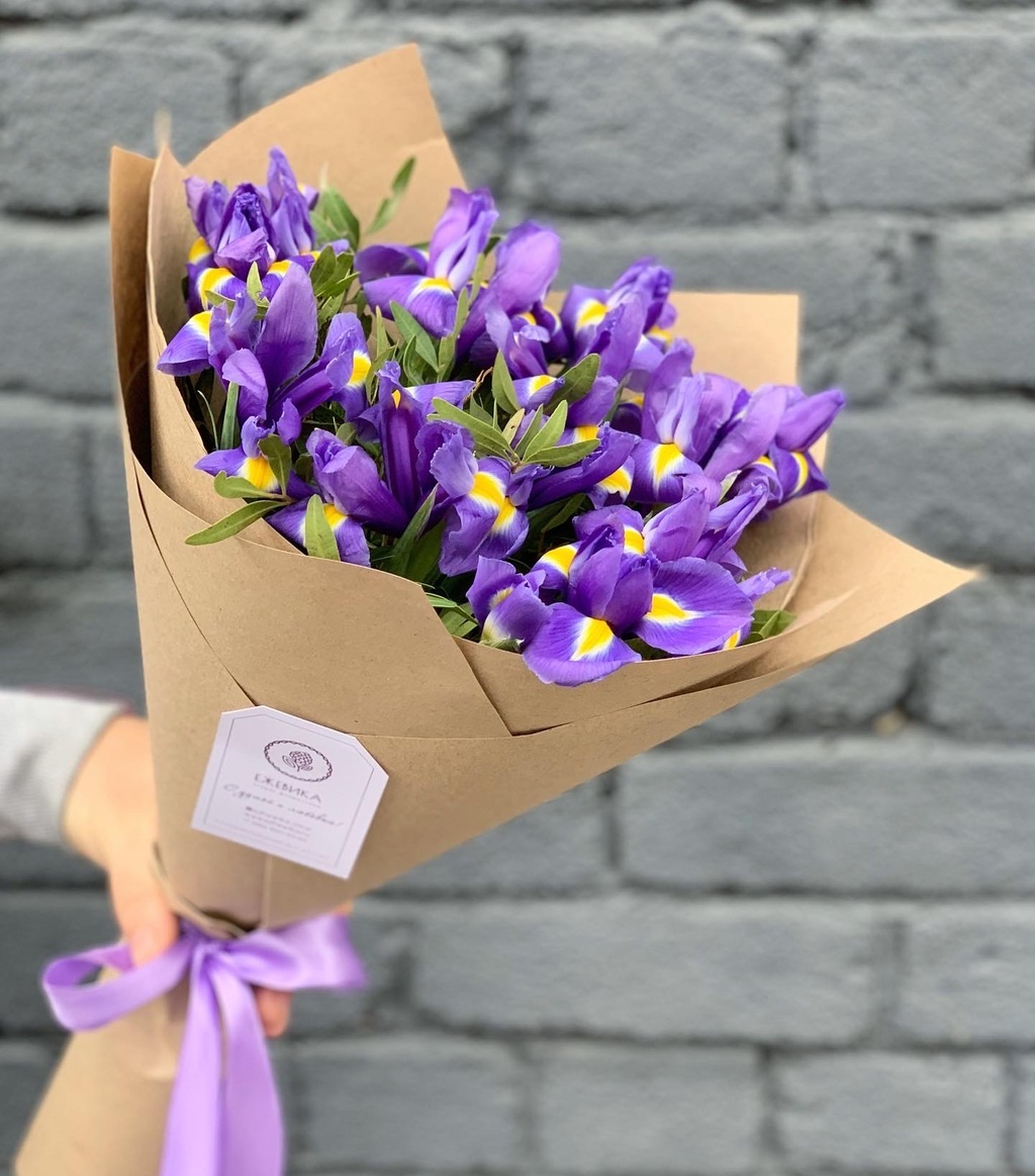 Ирисы 15шт в крафте