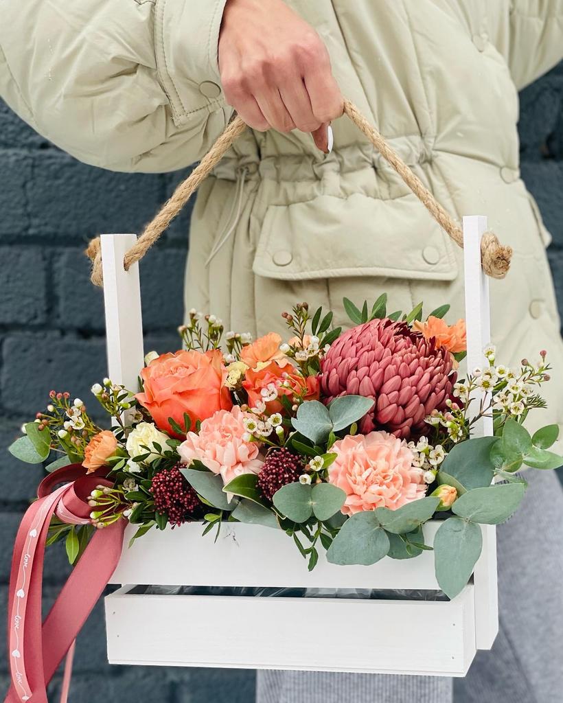 Цветы в ящике