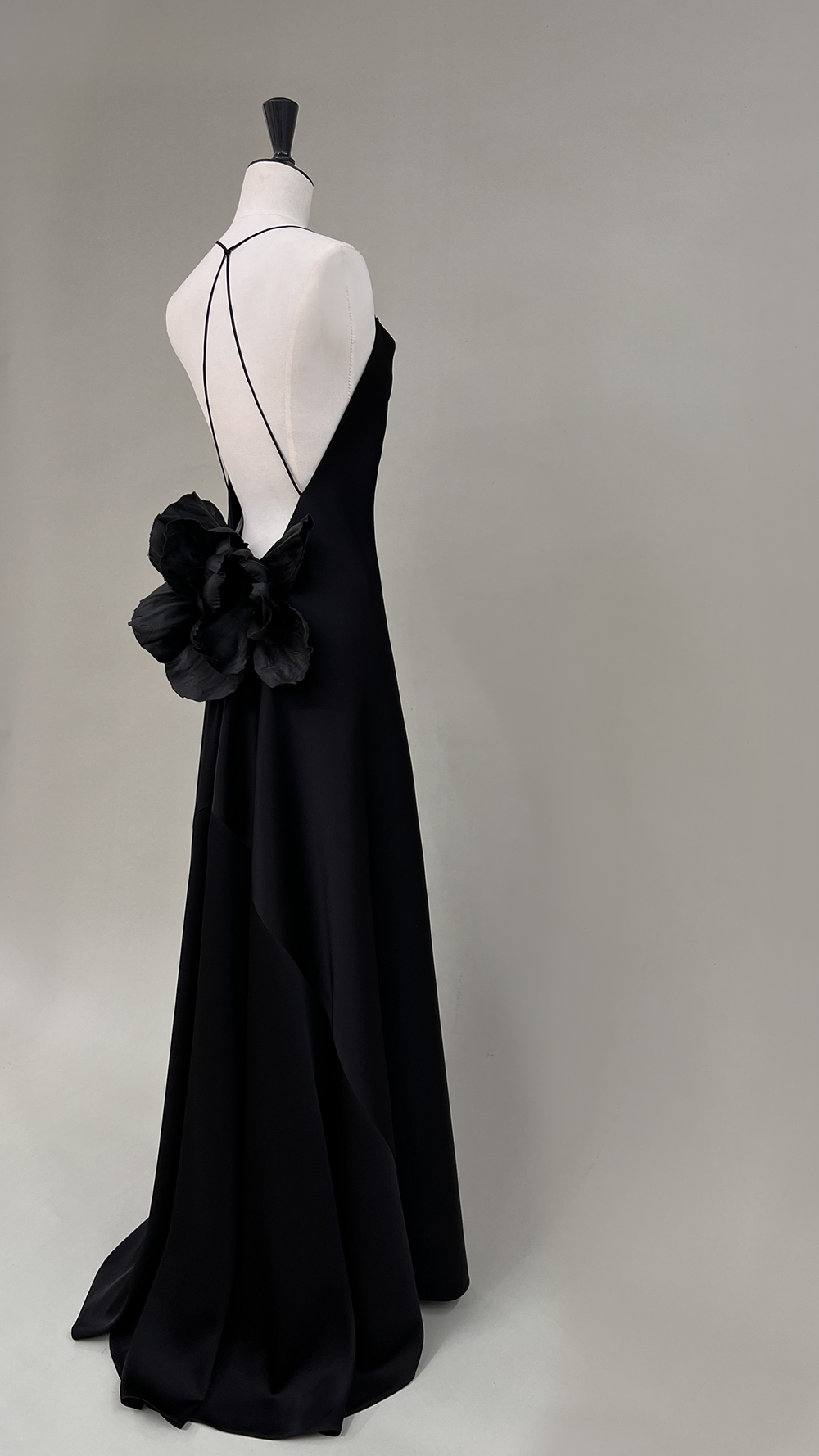 Брошь-цветок