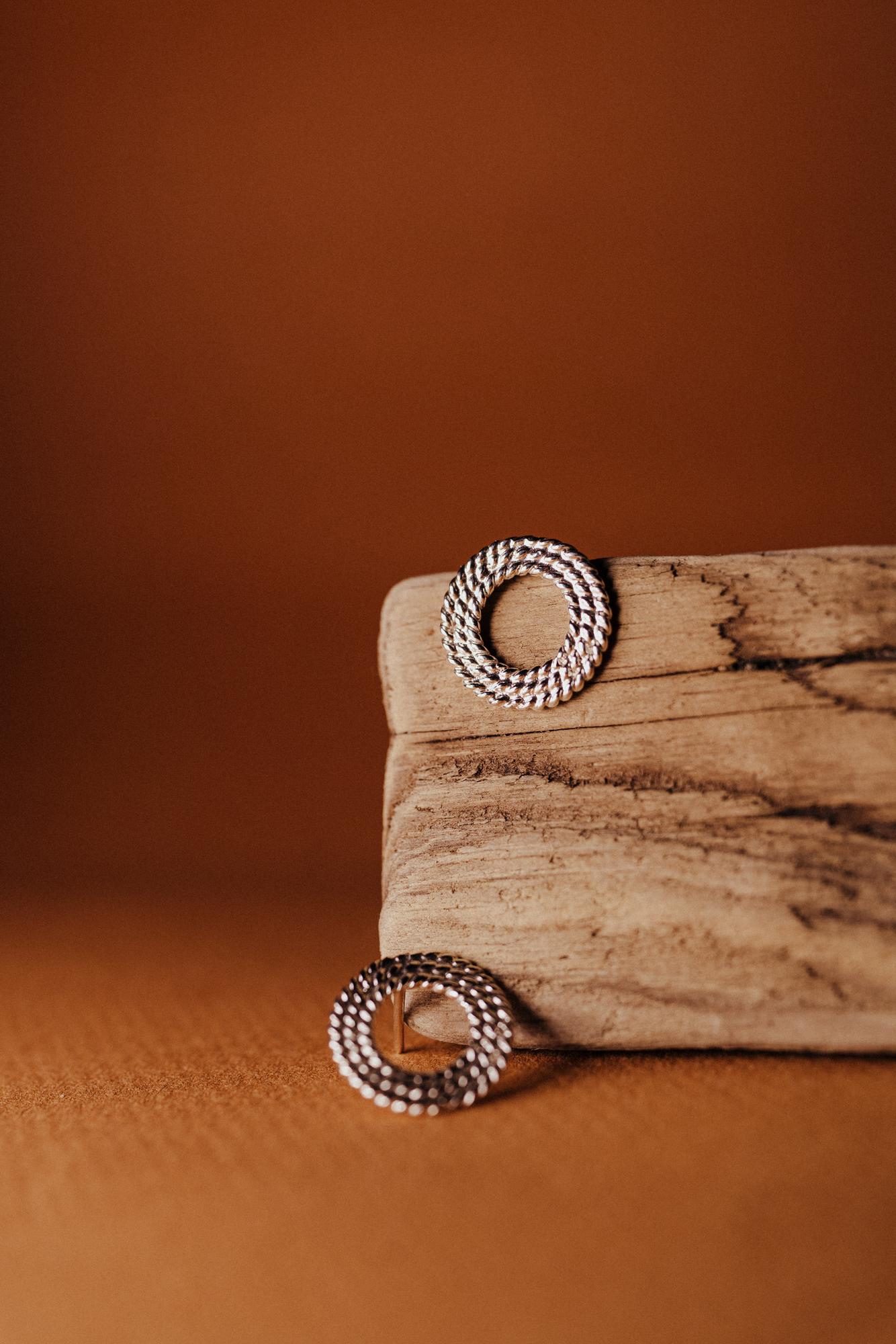 Серьги Август