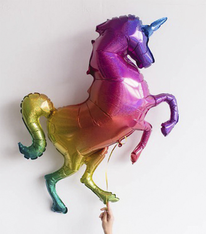 ЕДИНОРОГ ИСКРЯЩИЙСЯ