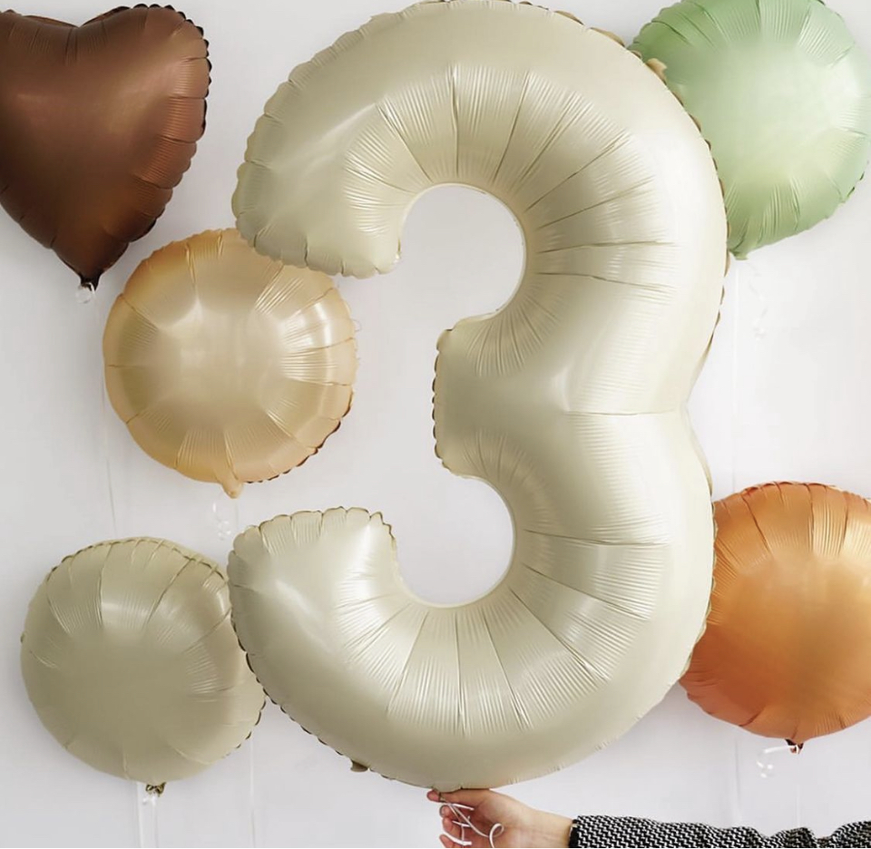 ЦИФРЫ 104 см крем