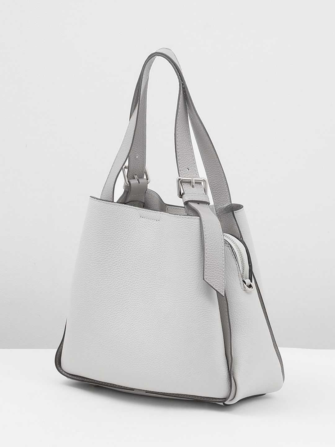 Сумка-тоут с двумя регулируемыми ручками от Vanessa Scani в светло-сером оттенке