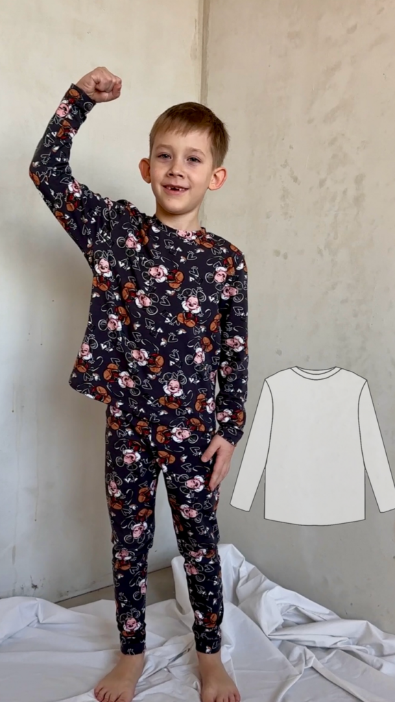 ЛОНГСЛИВ ДЕТСКИЙ #28