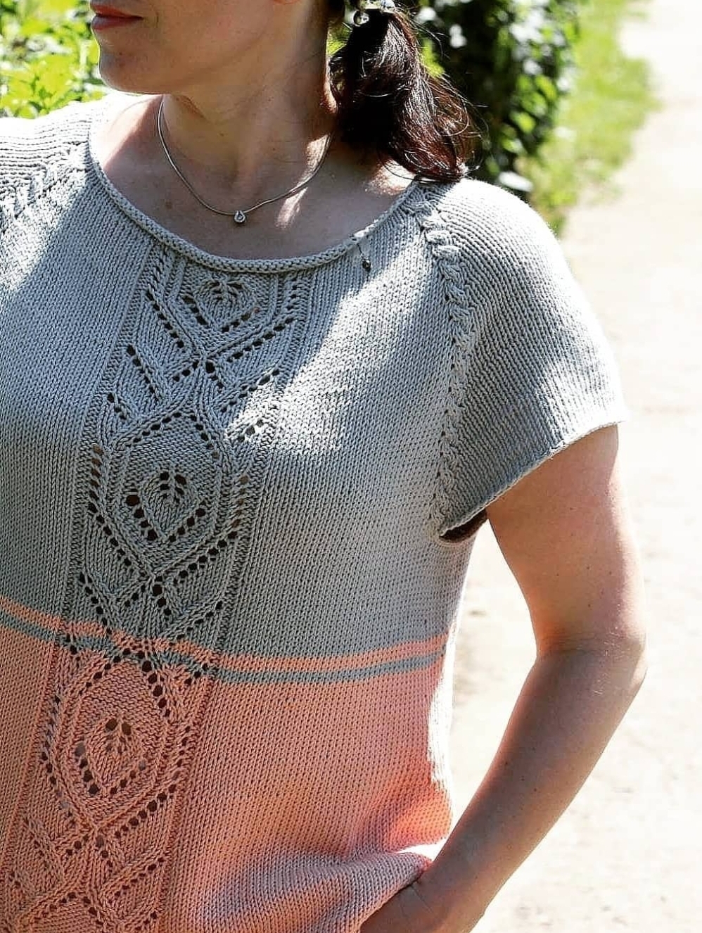 MK Футболка "Flower".  Размеры  от 42 по 58