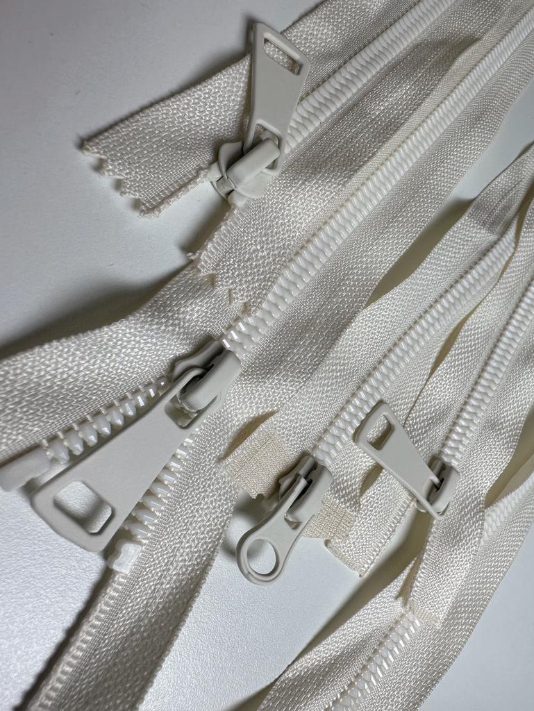 Молния с матовым замком. Цвет Молочный