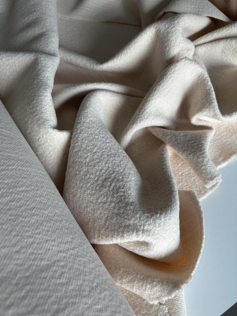 Пальтовая шерсть Fabiana Filippi. Цвет Молочный