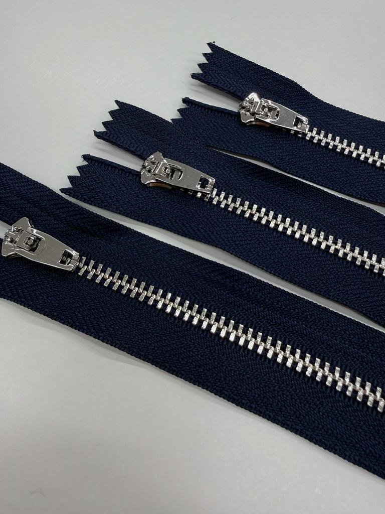 Молния Джинсовая. Цвет Темно синий. Серебро