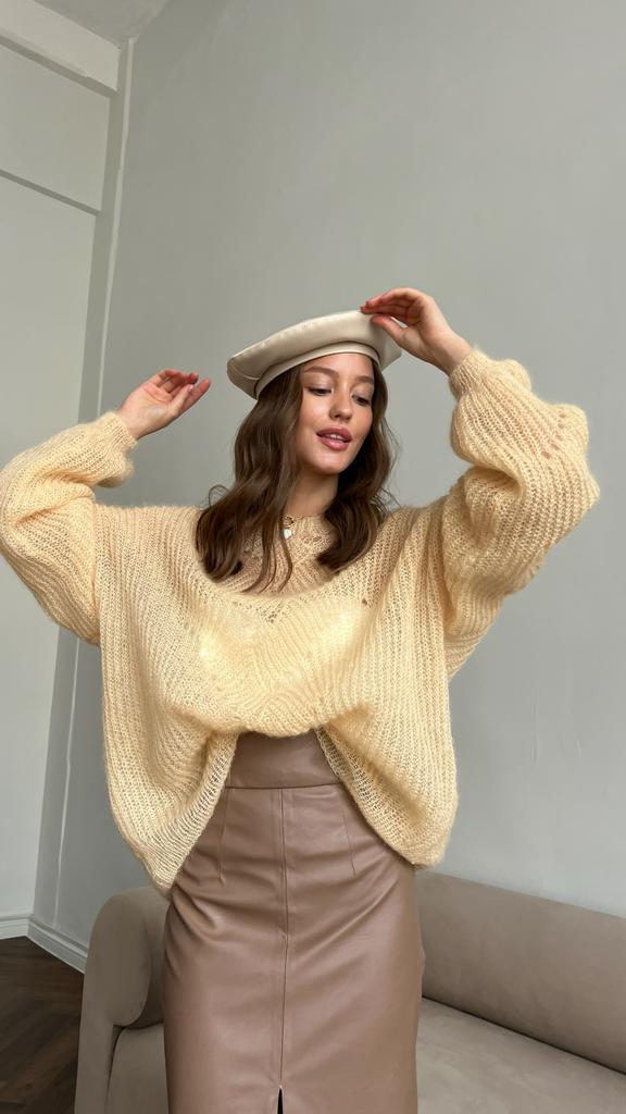 Свитер "Волны" ваниль