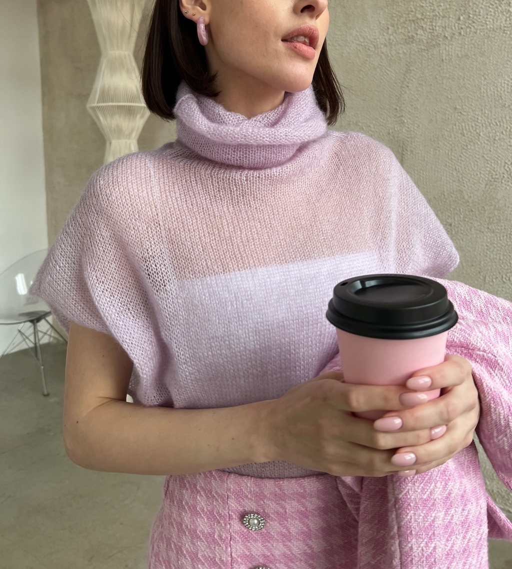 Жилет из мохера лаванда