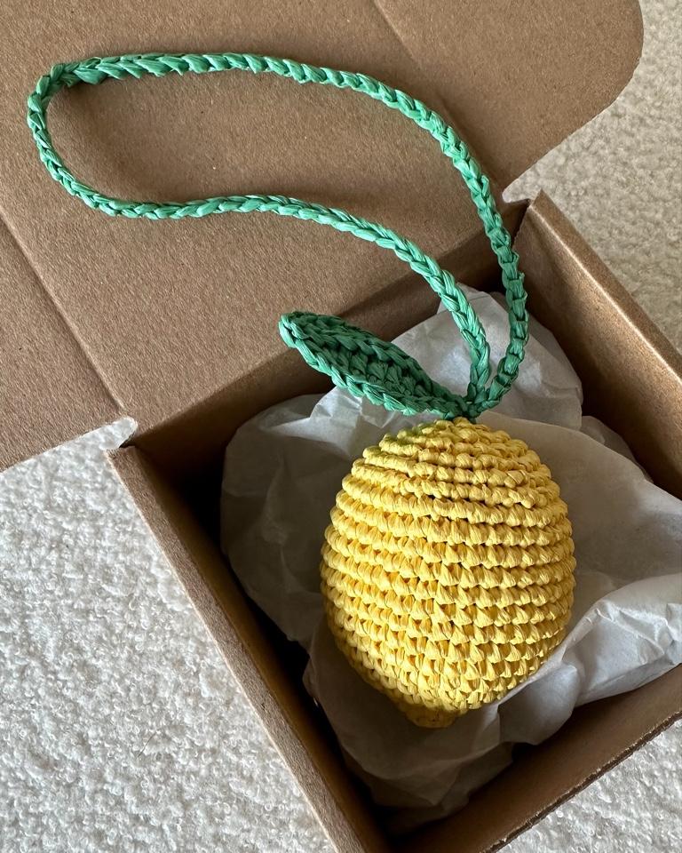 МК Брелок из рафии ЛИМОН