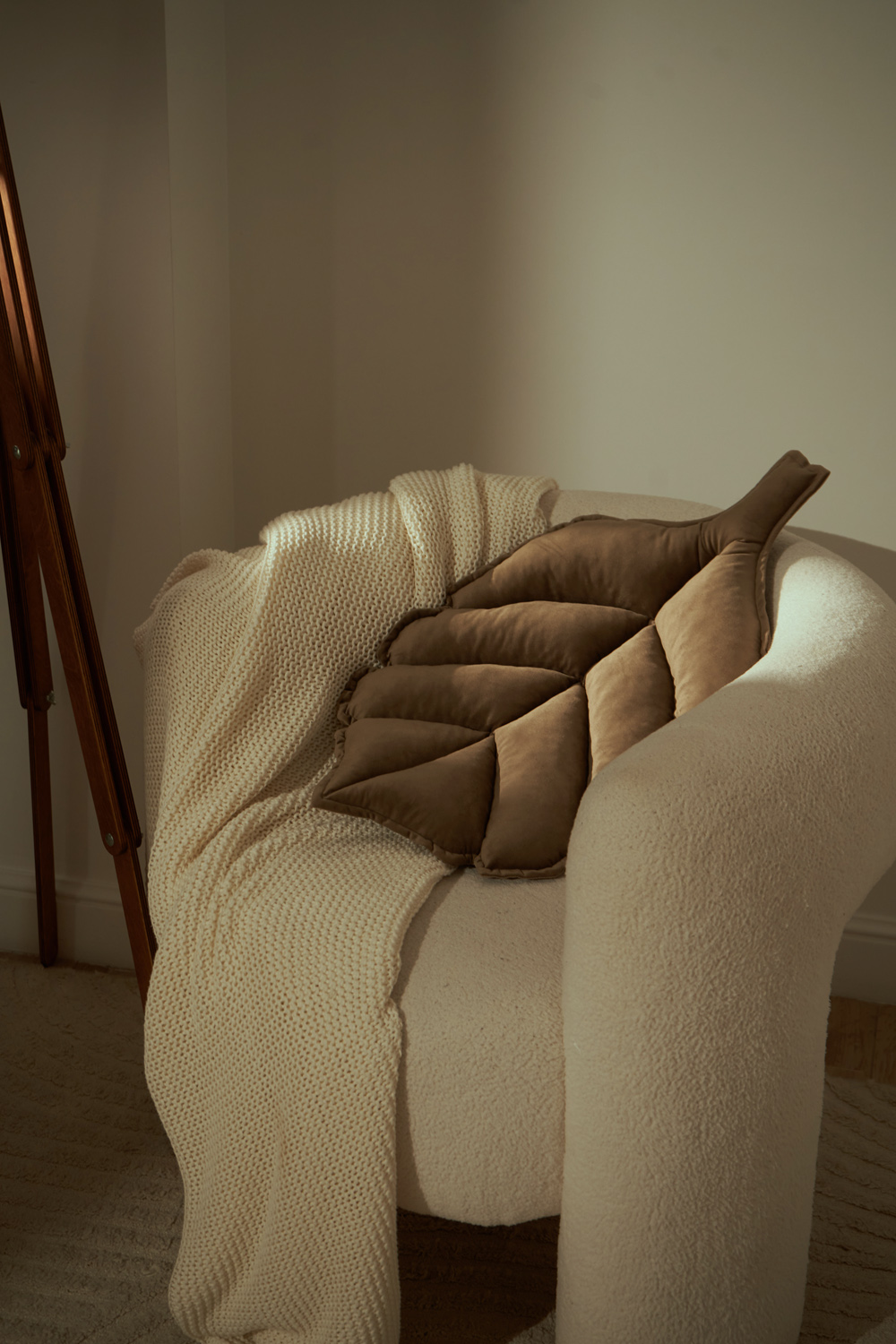 ПОДУШКА ЛИСТ