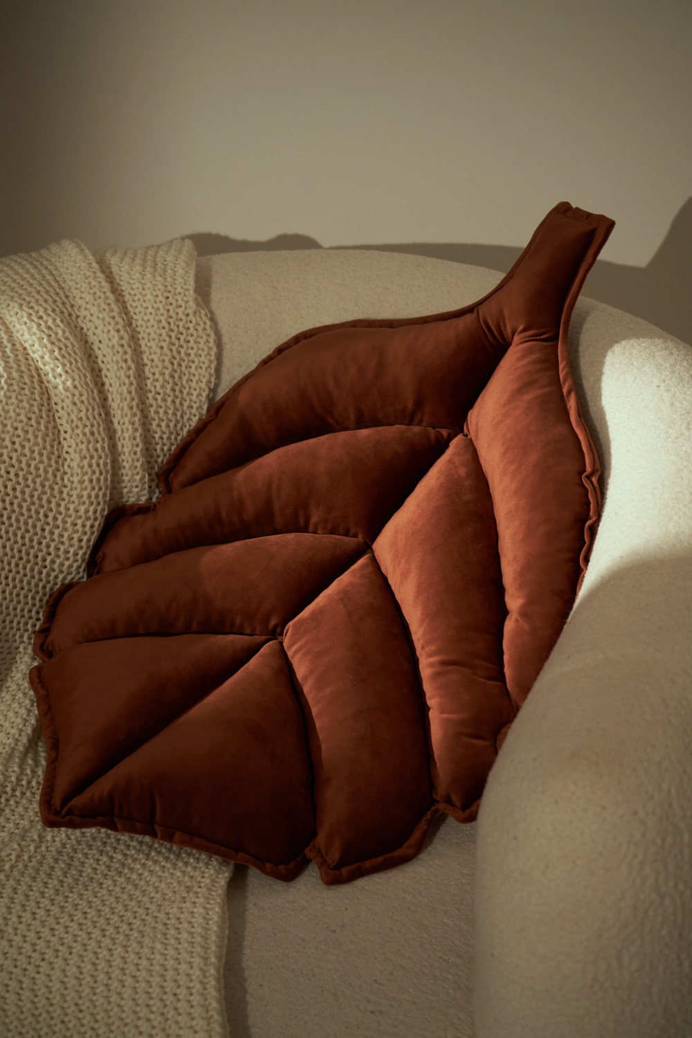 ПОДУШКА ЛИСТ