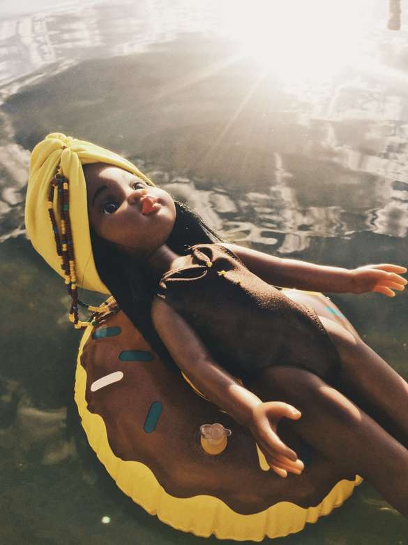 Inflatable circle brown