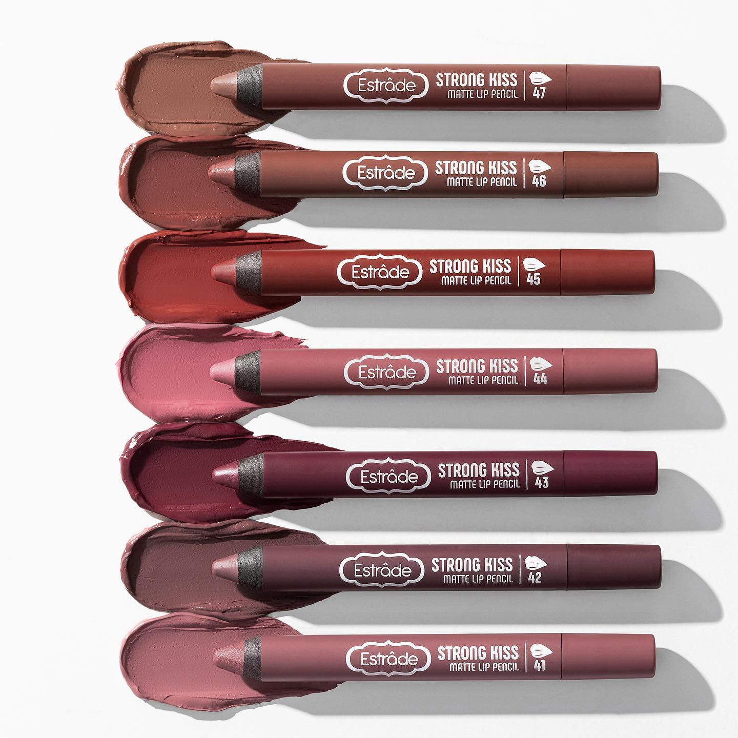 ESTRADE Карандаш-помада для губ "STRONG KISS"