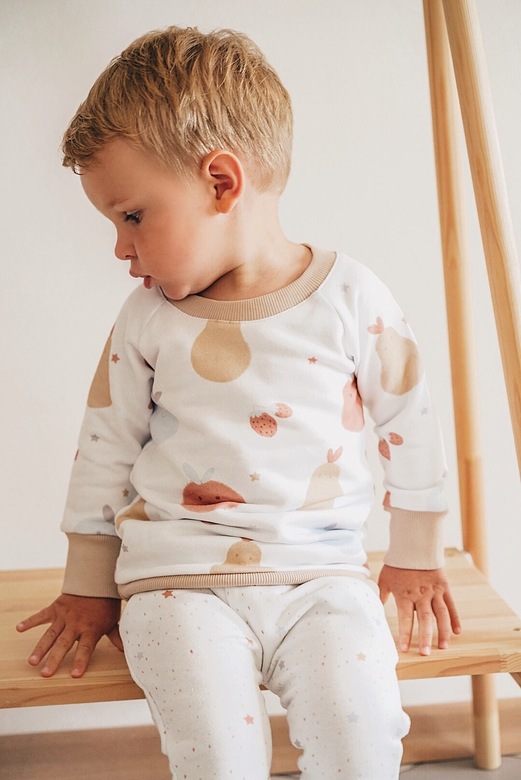 Fruits & Stars Sweatshirt and Joggers Set