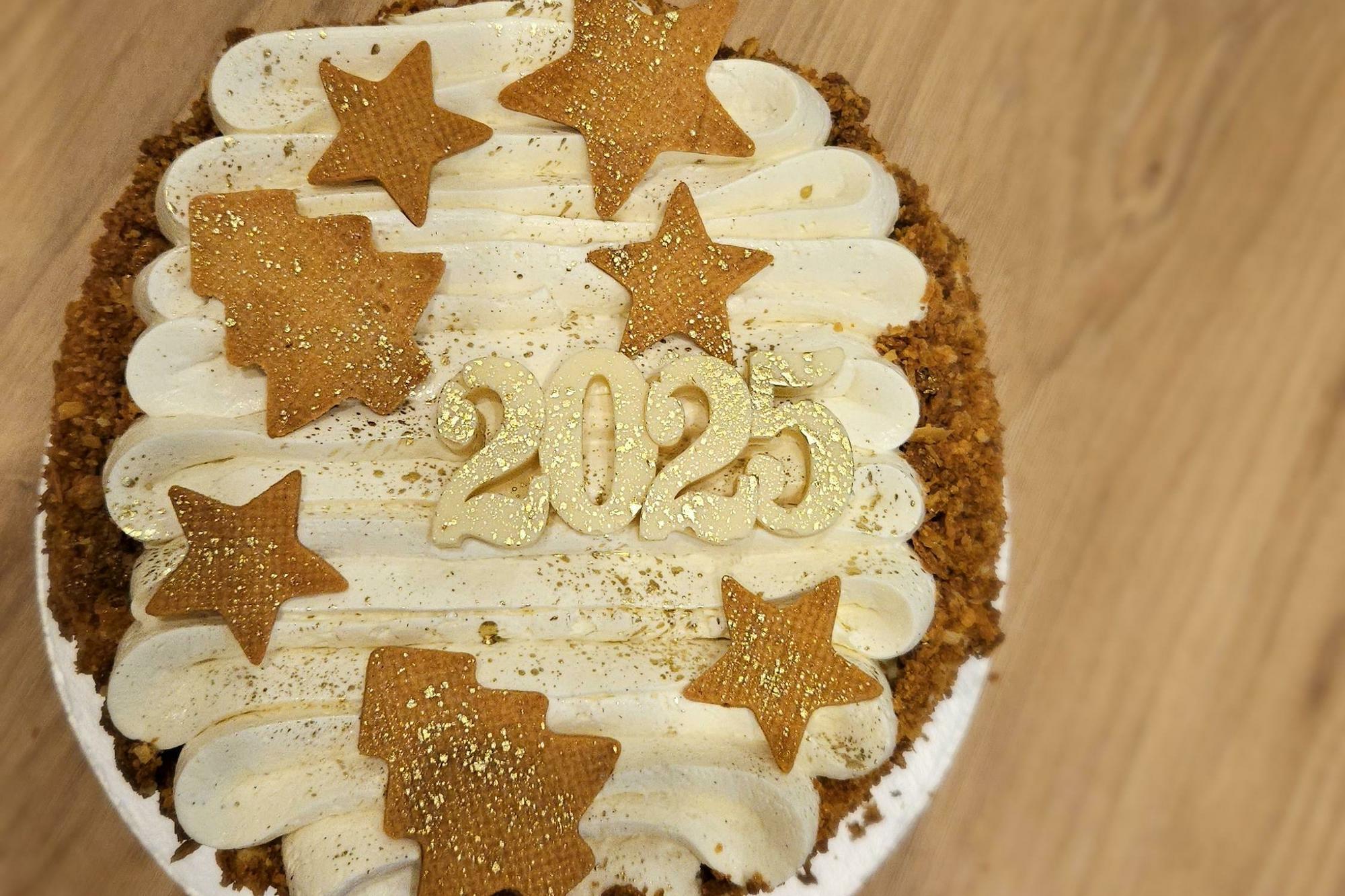 Торт " Медовик"