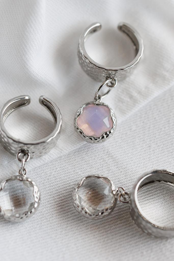 Кольцо из серебра с подвеской