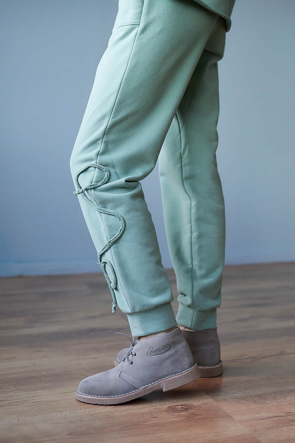 Брюки из футера трехнитка полынь