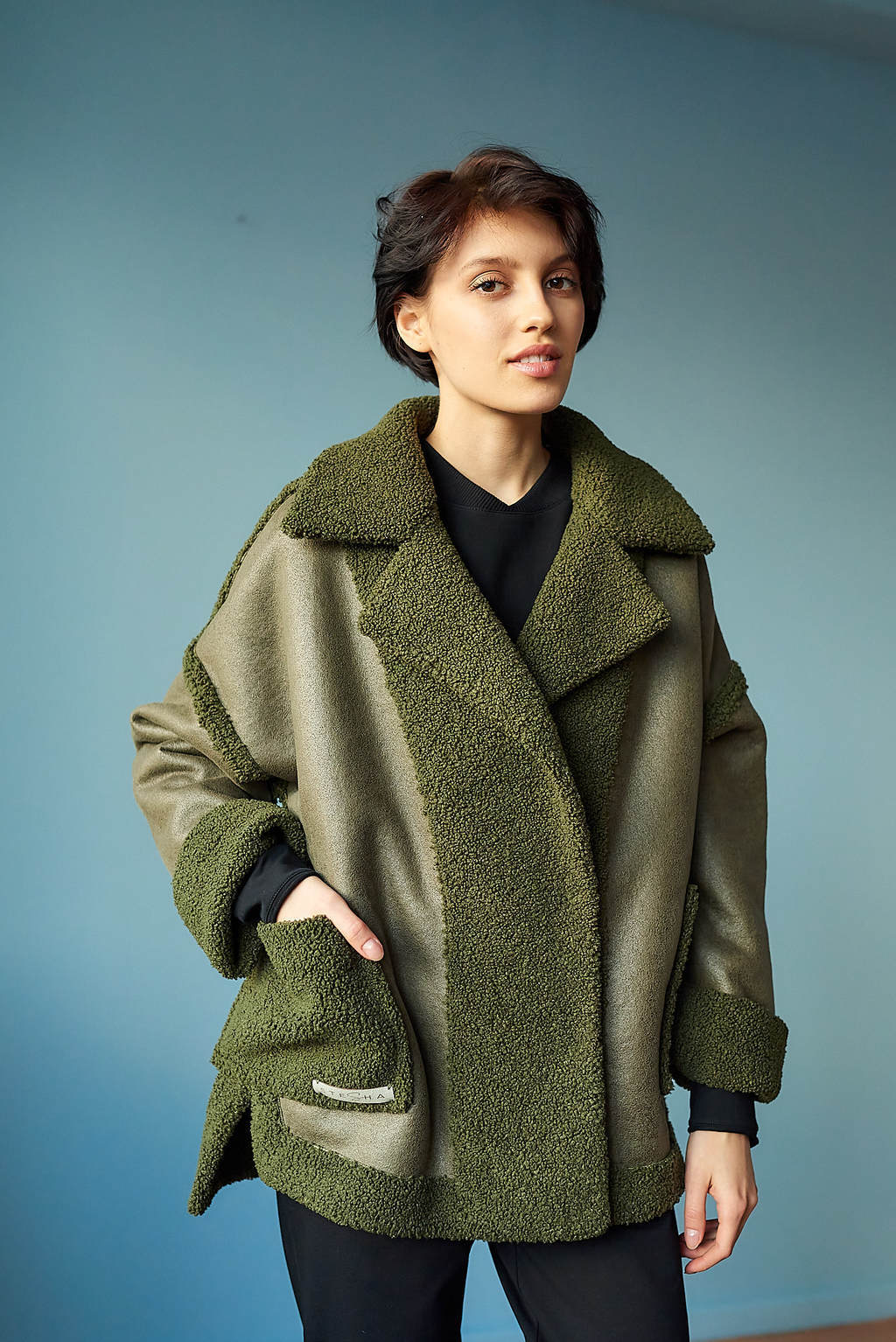 Дубленка двухсторонняя хаки