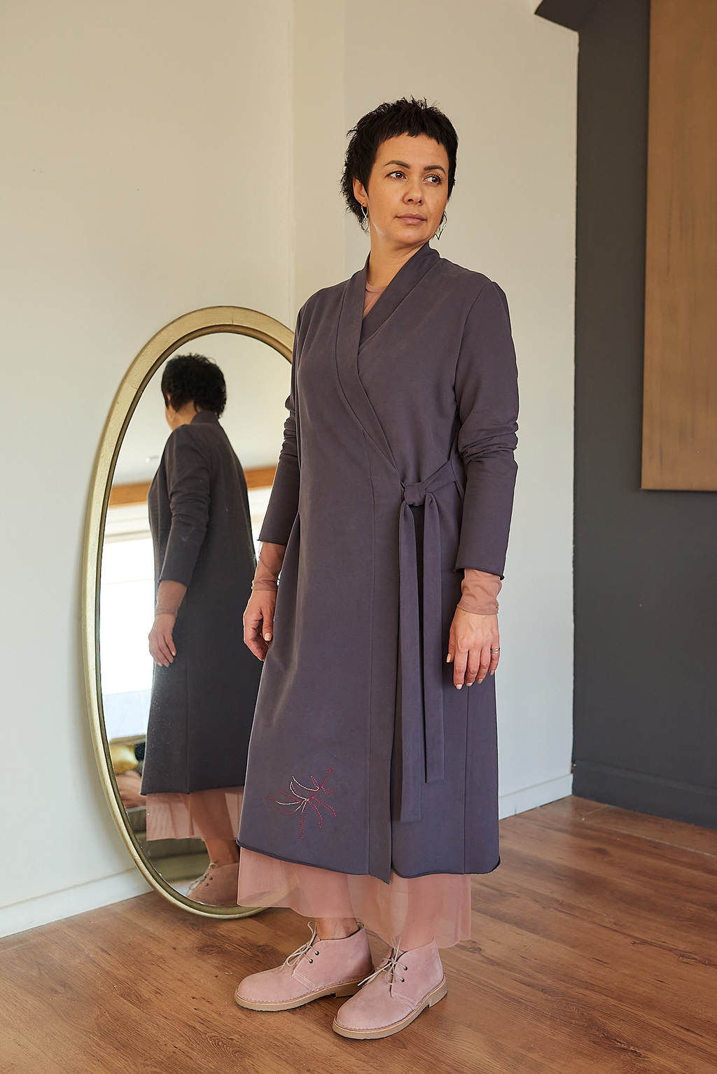 Платье с запахом графит