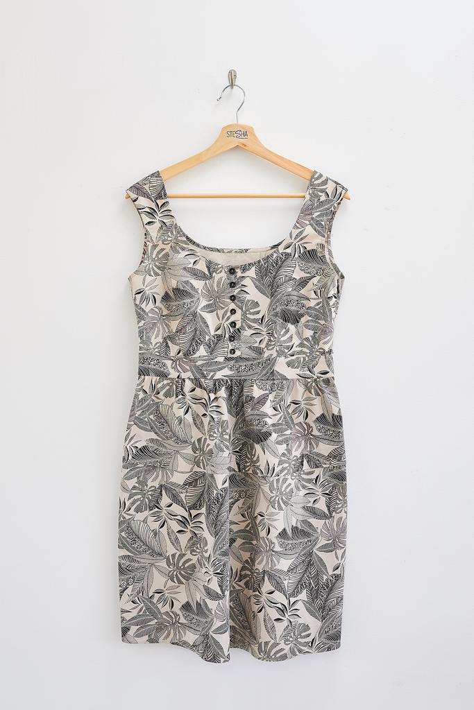 Сарафан с листьями