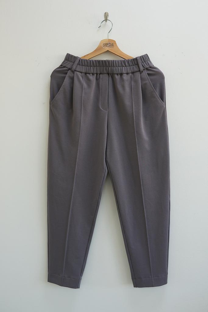 Трикотажные брюки со стрелками