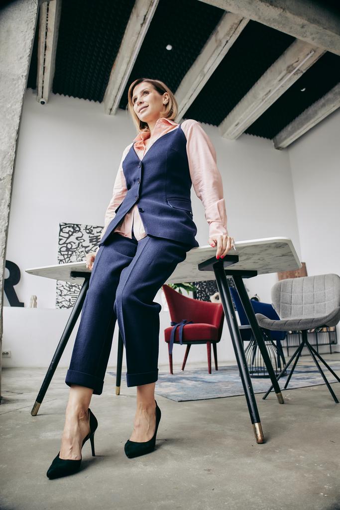 Костюм  с жилетом синий