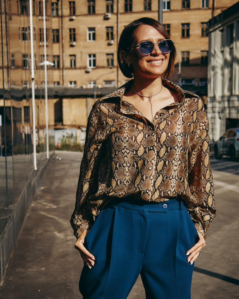Блузка с анималистичным принтом «Питон»